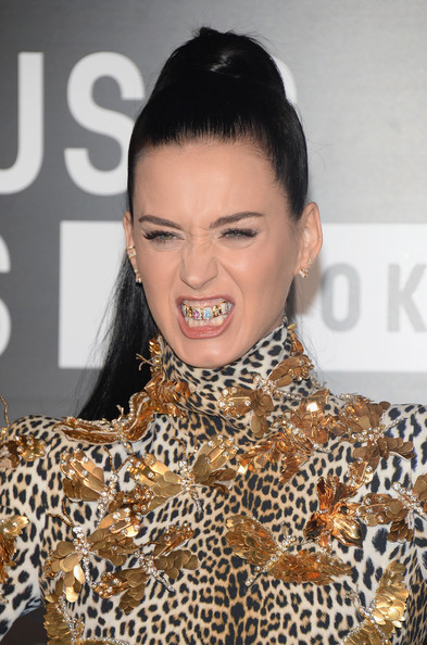Katy+Perry+2013+MTV+Video+Music+Awards+Arrivals+k6C_W_MYH8Gl