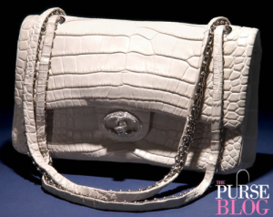 chanel-diamond-forever-classic-bag%20size%202.bmp