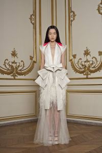 Givenchy_spring_couture_10.jpg
