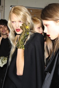 givenchy-bkst08.jpg