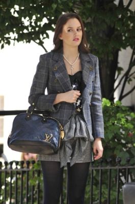 The red bag Louis Vuitton Blair Waldorf Leighton Meester in Gossip Girl   Spotern