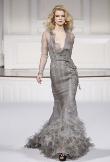 oscardelarenta_fall2010_rufflegown.jpg