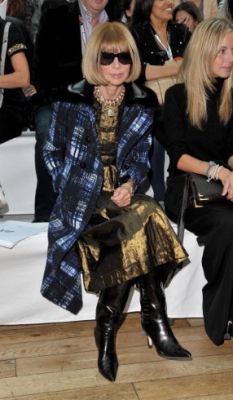 wintour_prada_coat1.jpg